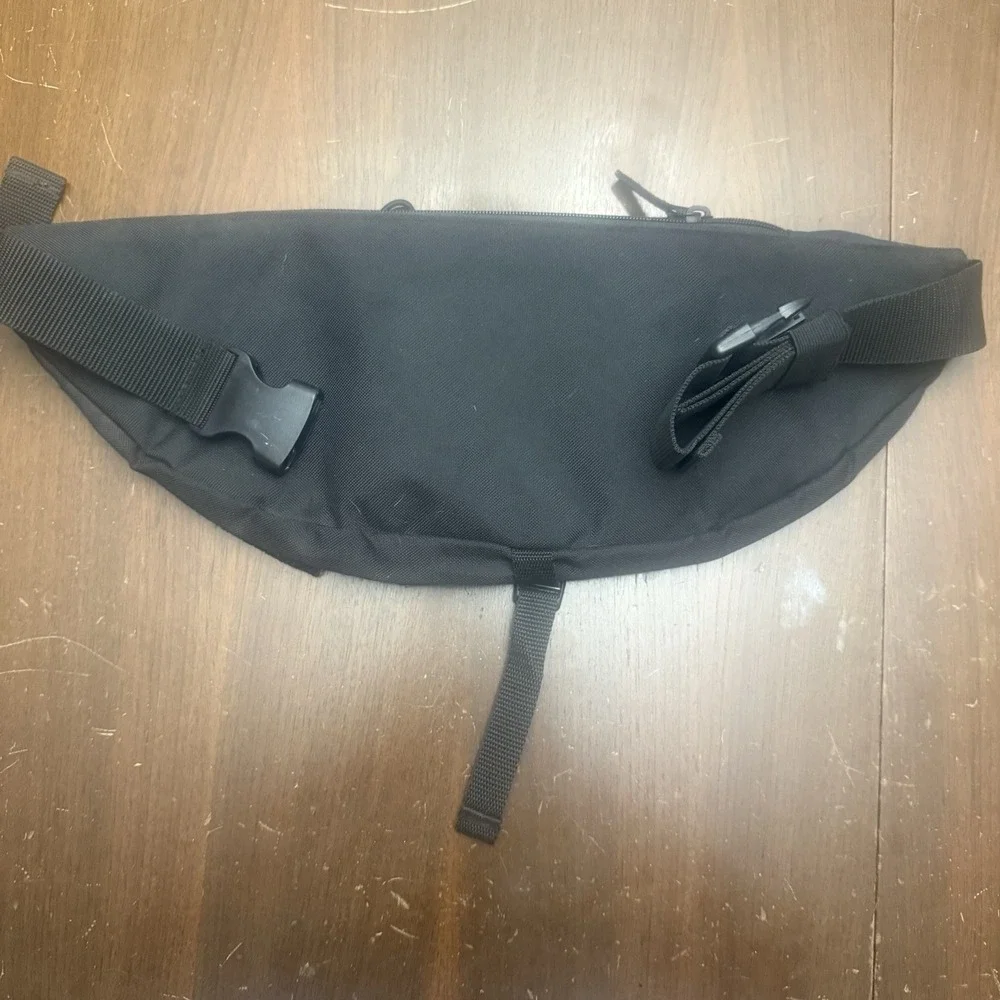 Eddie Bauer Black Waist Pack Fanny Pack Travel Hiking‎ Multi Pocket Adjustable